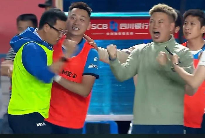 KOK体育登录入口-川超总决赛第五轮：自贡绵阳握手言和，宜宾取得首胜|乐山|凉山|成都|南充|德阳_新浪新闻